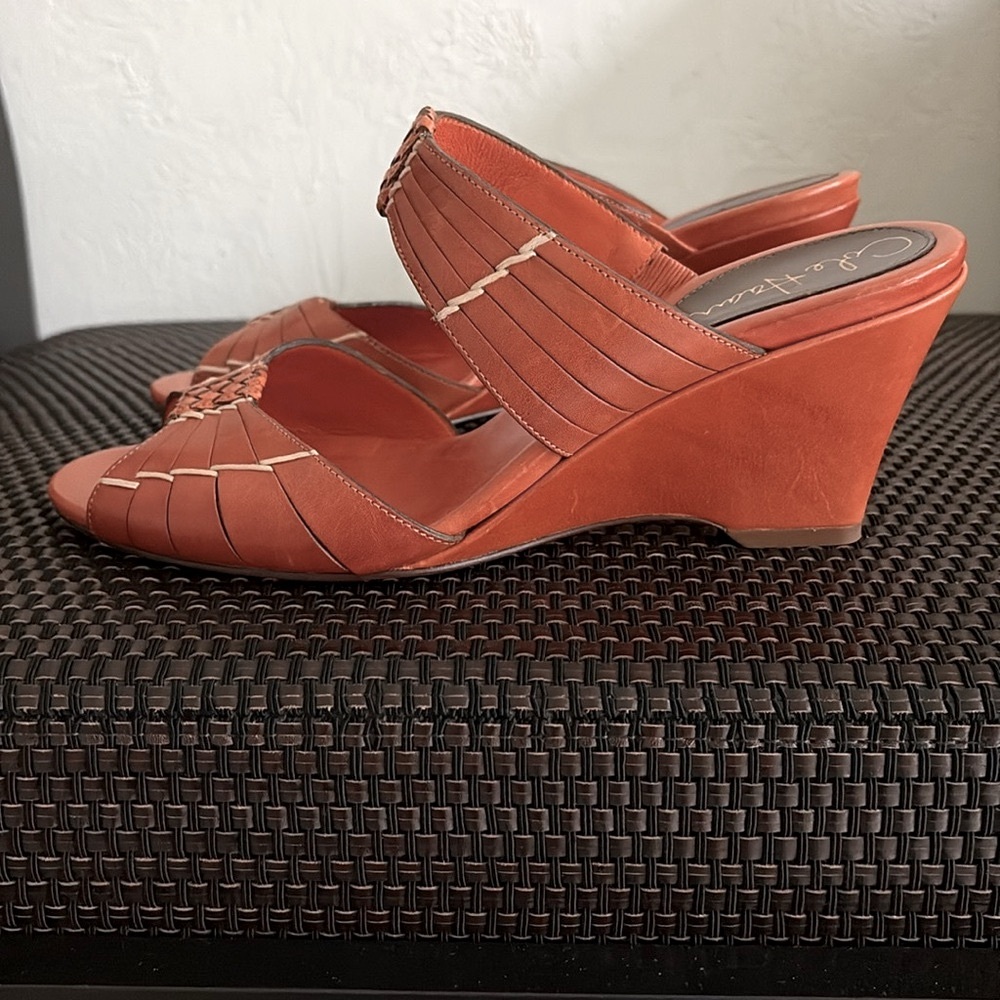 EUC Cole Haan Women's Tan Leather Sandals, Wedge, Sz 8.5 - Picture 8 of 17